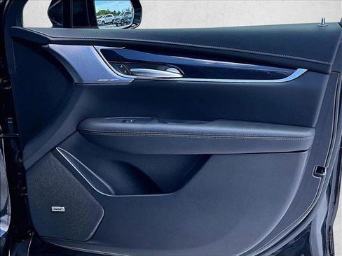 Certified 2024 Cadillac XT5 Premium Luxury w/ Technology Package FWD image 19