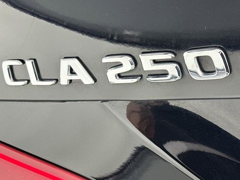 Used 2019 Mercedes-Benz CLA 250 image 8
