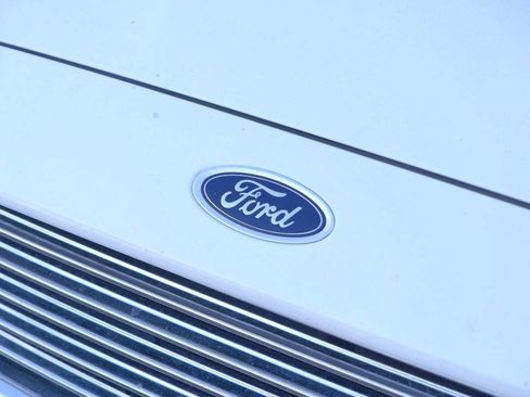 Used 2014 Ford Fusion SE FWD image 42