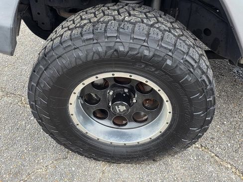 Used 2015 Jeep Wrangler Unlimited Sahara AWD/4WD image 33