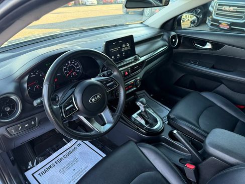 Used 2019 Kia Forte EX FWD image 11