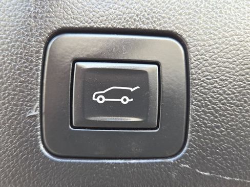 Used 2023 Buick Encore GX Select w/ Sport Touring Package AWD/4WD image 19