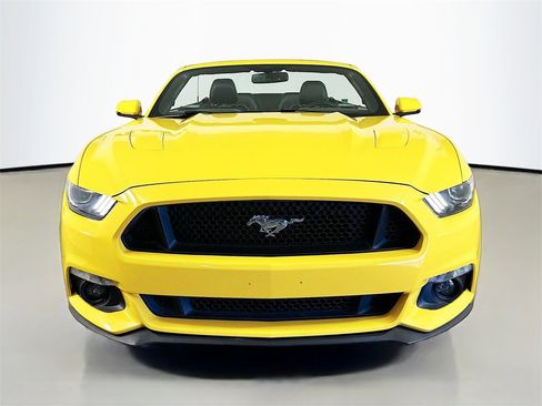 Used 2017 Ford Mustang GT Premium image 2