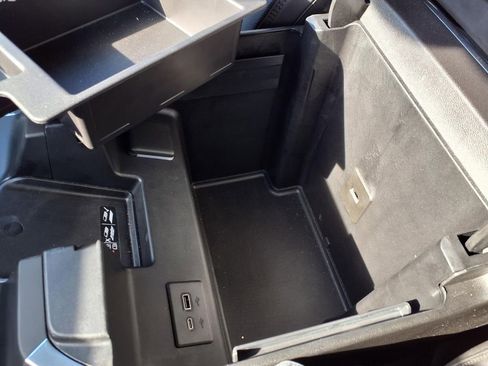 Used 2024 Chevrolet Silverado 1500 High Country w/ Z71 Off-Road Package image 12