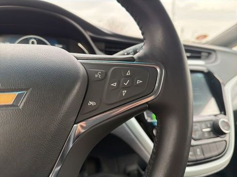 Used 2021 Chevrolet Bolt Premier image 38
