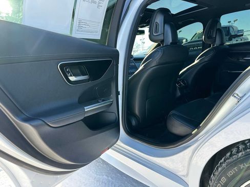 Used 2023 Mercedes-Benz C 300 4MATIC Sedan image 15
