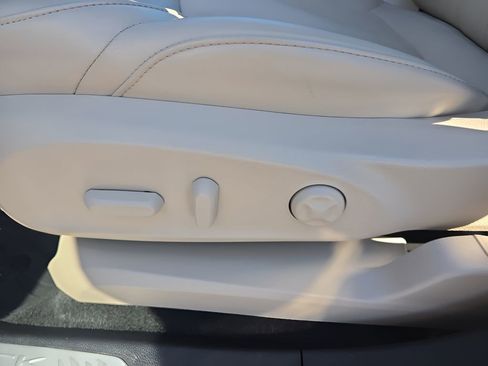 Used 2020 Buick Envision Preferred image 15