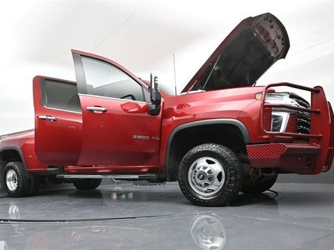 Used 2023 Chevrolet Silverado 3500 LTZ w/ LTZ Convenience Package AWD/4WD image 45