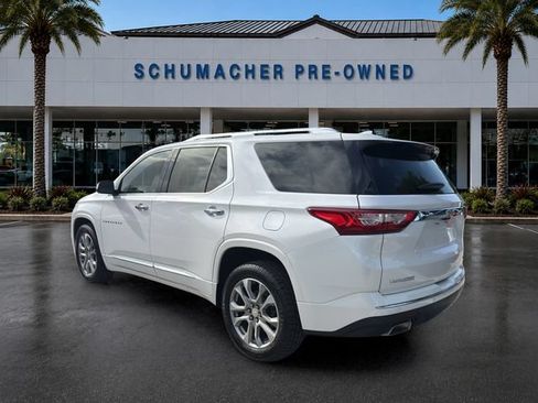 Used 2021 Chevrolet Traverse Premier FWD image 5