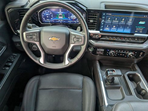 Certified 2024 Chevrolet Silverado 1500 LTZ AWD/4WD image 34