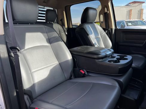 Used 2019 RAM 5500 Tradesman w/ Ambulance Prep Group RWD image 21