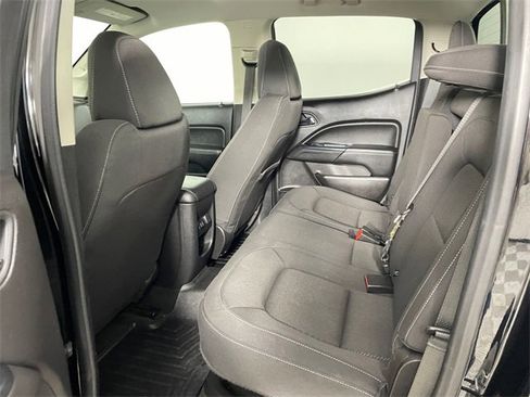 Used 2017 GMC Canyon SLE image 17