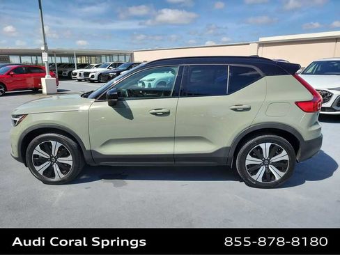 Used 2023 Volvo XC40 Recharge Plus AWD/4WD image 3
