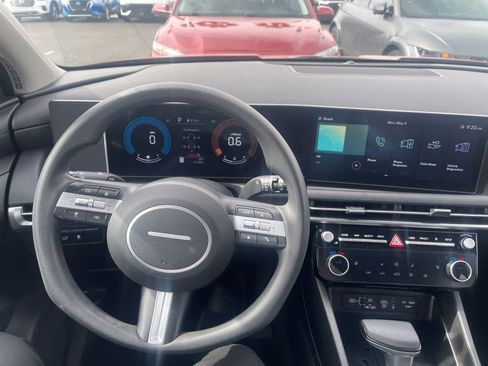 Used 2025 Hyundai Tucson SEL FWD image 8