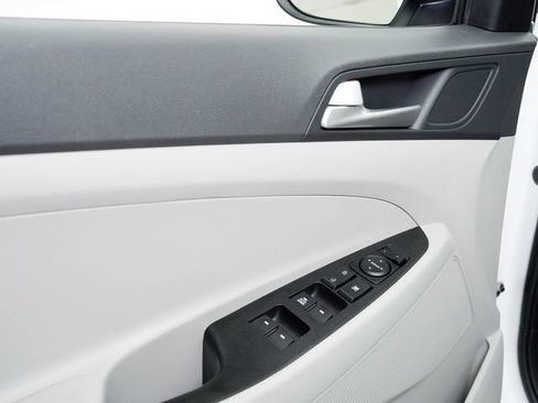 Used 2019 Hyundai Tucson SE AWD/4WD image 10
