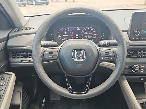 Certified 2025 Honda Accord LX image 11