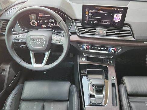 Used 2021 Audi Q5 2.0T Premium Plus w/ Premium Plus Package AWD/4WD image 28