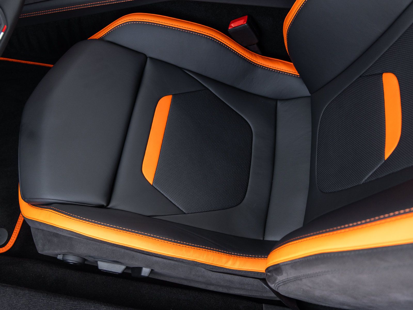 Used 2026 Lamborghini Temerario AWD/4WD image 36