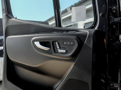 New 2025 Mercedes-Benz Sprinter 2500 image 13