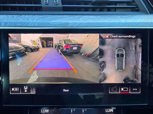 Used 2019 Audi e-tron Prestige w/ Prestige Package image 39