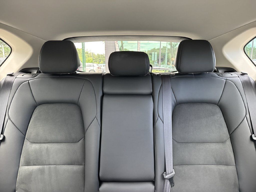 Certified 2021 MAZDA CX-5 Touring FWD image 18