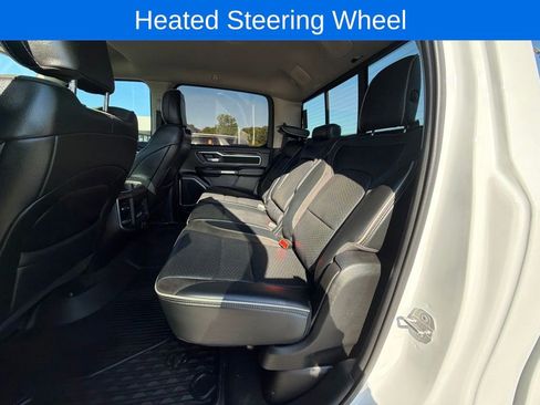 Used 2022 RAM 1500 Laramie AWD/4WD image 11
