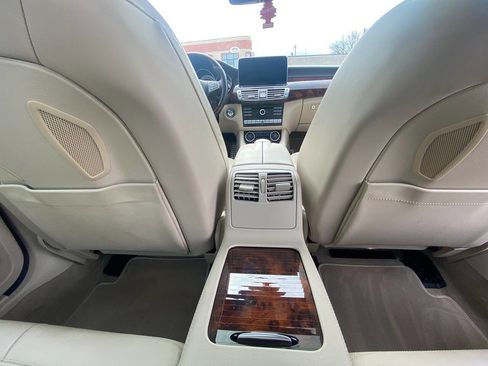 Used 2015 Mercedes-Benz CLS 550 4MATIC image 22