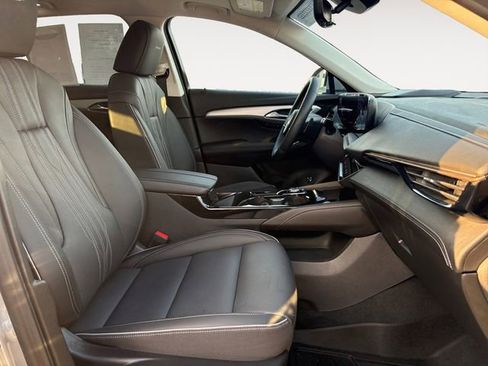 Used 2024 Buick Envision Avenir image 15