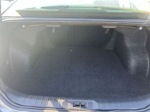 Used 2024 Nissan Altima 2.5 SV image 29