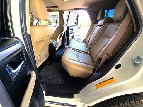 Used 2016 Toyota 4Runner Limited image 10