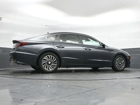 Certified 2023 Hyundai Sonata Limited w/ Cargo Package image 39