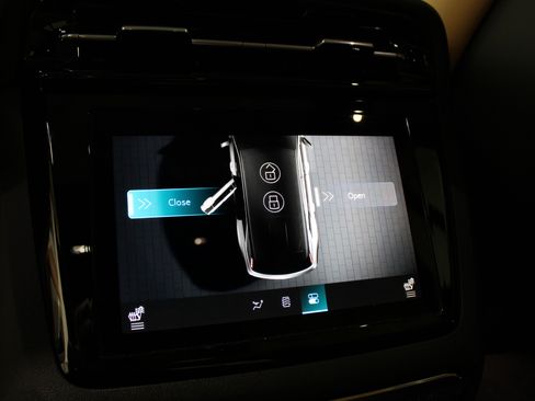 New 2025 Cadillac Escalade IQ Luxury 2 image 31