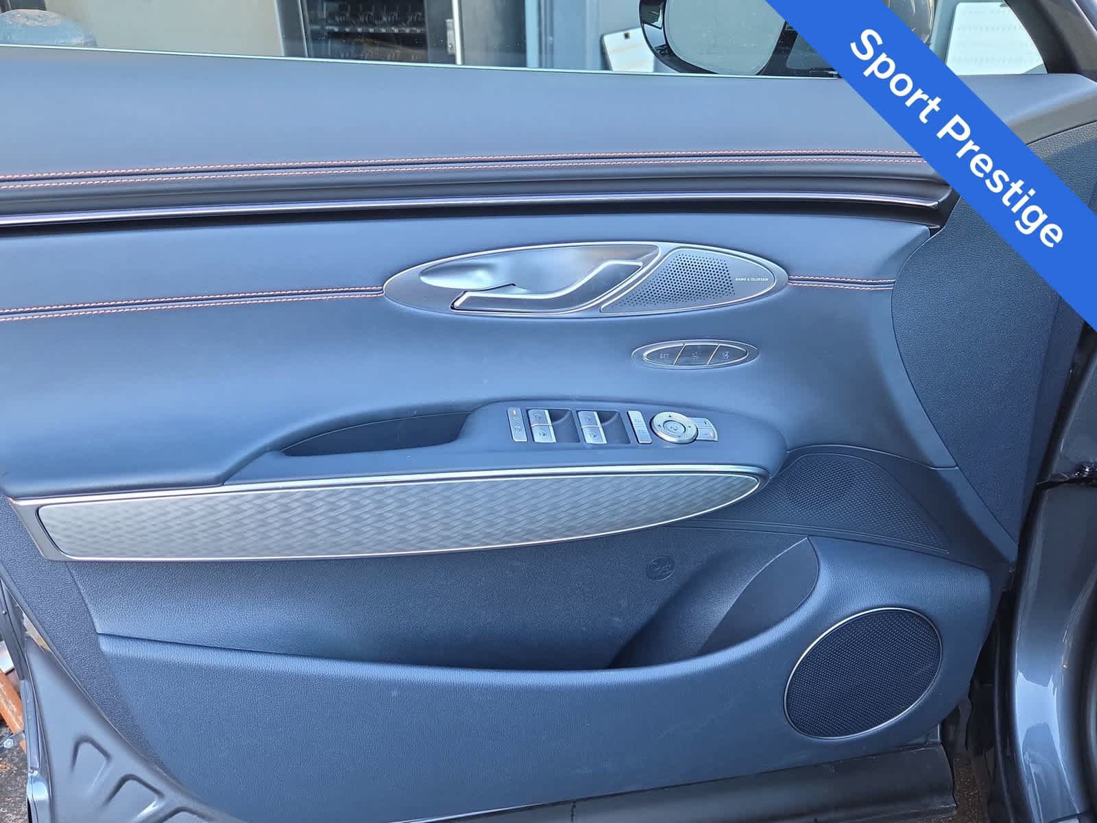 Certified 2026 Genesis GV70 2.5T Sport Prestige AWD/4WD image 29