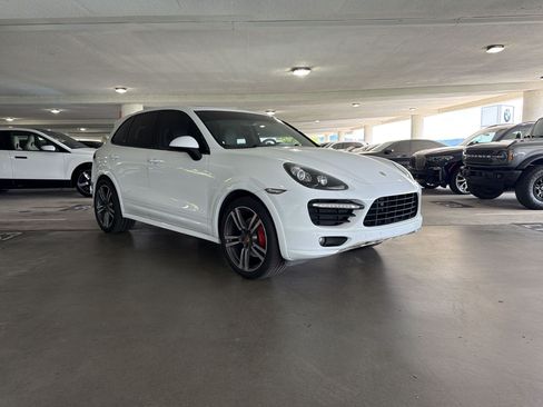 Used 2013 Porsche Cayenne GTS AWD/4WD image 5