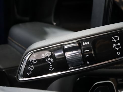 Used 2025 Lincoln Aviator Reserve w/ Equipment Group 201A AWD/4WD image 19