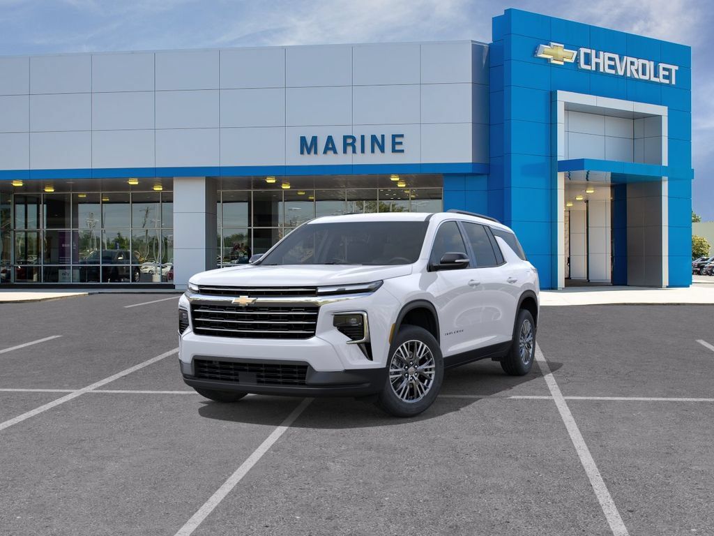 New 2027 Chevrolet Traverse LT w/ Driver Confidence Package FWD image 8