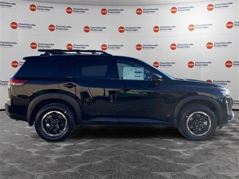 New 2026 Nissan Pathfinder SV image 6
