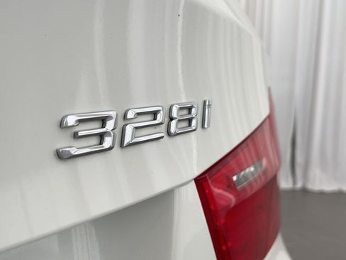 Used 2010 BMW 328i 328i image 31