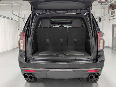 Used 2022 Chevrolet Tahoe RST w/ Sport Performance Package image 41