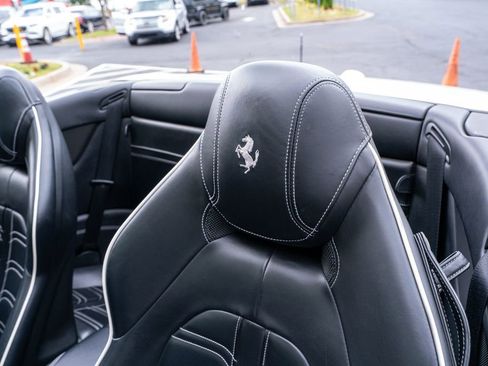 Used 2015 Ferrari California T RWD image 30