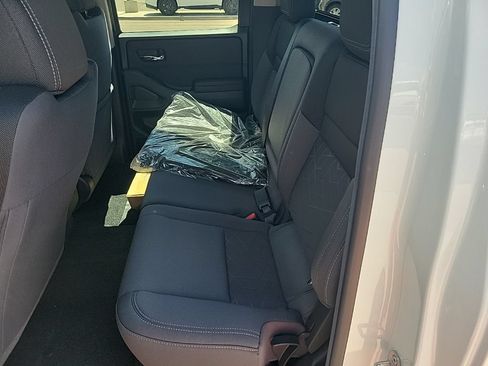 New 2026 Nissan Frontier SV w/ SV Convenience Package AWD/4WD image 32