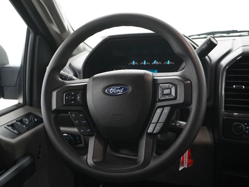 Used 2018 Ford F150 XLT AWD/4WD image 14