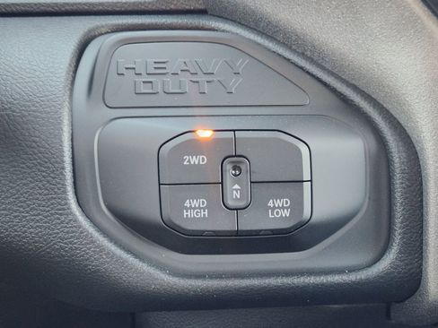 New 2026 RAM 2500 Tradesman AWD/4WD image 17