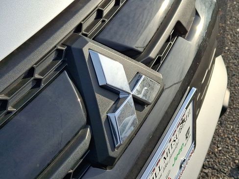 New 2026 Mitsubishi Outlander Sport LE image 5