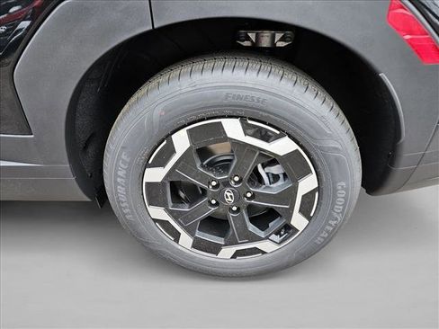 Certified 2025 Hyundai Santa Fe SEL image 11