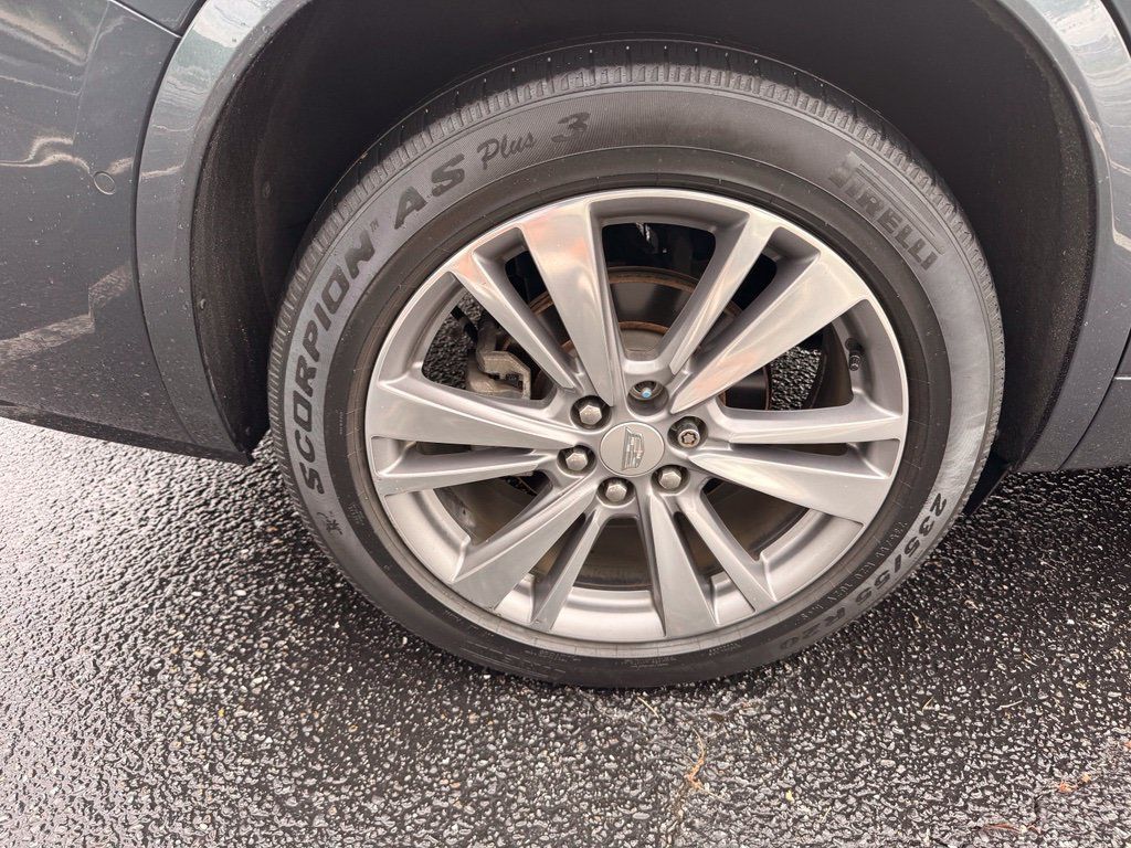 Used 2020 Cadillac XT6 Premium Luxury FWD image 4