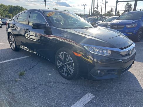 Used 2018 Honda Civic EX-L image 3
