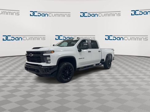 New 2026 Chevrolet Silverado 2500 Custom w/ Custom Value Package AWD/4WD image 4
