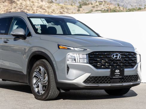 Used 2023 Hyundai Santa Fe SEL FWD image 6