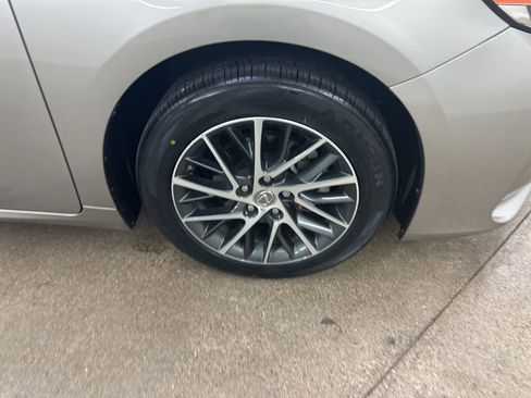 Used 2017 Lexus ES 350 image 14